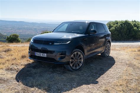 2023 Land Rover Range Rover Sport First Drive Review: Comfy, Capable, More Efficient - CNET