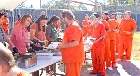 Franklin County Jail serves up to inmates | The Apalachicola Times