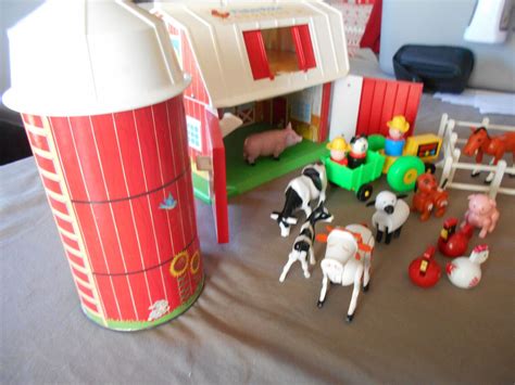 Vintage 1968 Fisher Price Little People Farm Set # 915 Ex Cd Moo’s 68 w ...
