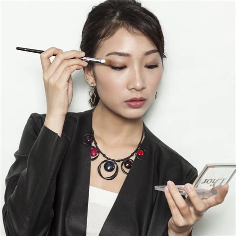 Basic Make Up Lesson 的图像结果