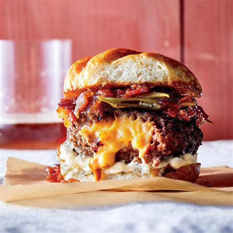 Juicy Lucy Cheeseburger Recipe at Carroll Zabala blog