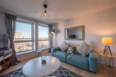 Edinburgh Holiday Rentals & Homes - United Kingdom | Airbnb