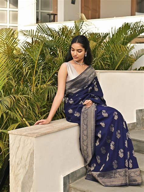 AARINI - NAVY BLUE VISCOSE SAREE WITH OVERALL BUTTA – Binal Patel