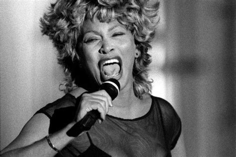 TheJournal.ie - The 11 angriest moments of Tina Turner | Tina turner ...