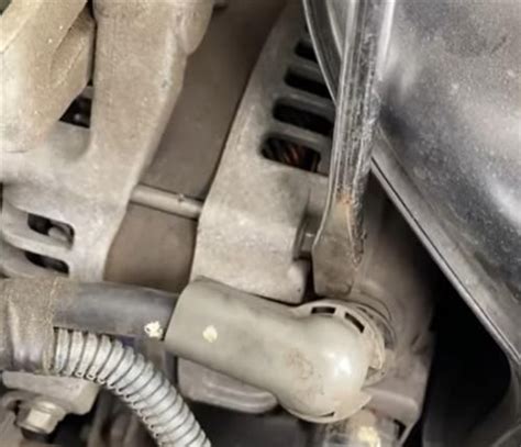 how to replace alternator toyota highlander