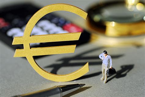 在国内的银行，欧元可以换成美金吗？还是只能换成人民币？
