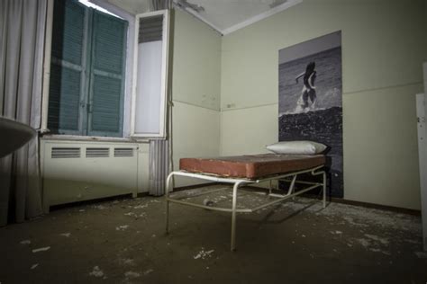 Abandoned Paragon Hotel in Italy - Abandoned Spaces