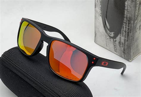 POLARISED UNISEX SUN GLASSES – www.soosi.co.in