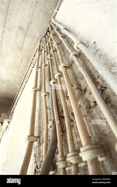 Old Electricity 的图像结果