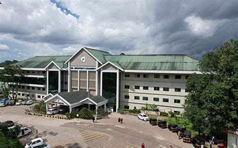 Home - Dr. Moopen's Medical College