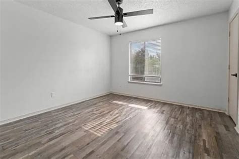 Little Creek Apartments - Cedar Hill, TX 75104 | ApartmentGuide.com