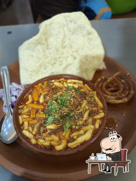 Varhadi Misal Thane Station, Thane - Restaurant menu, prices and reviews