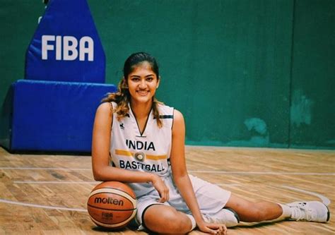 India's Srishti Suren signs for Canada's Wesmen basketball team