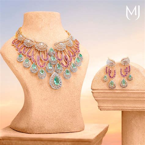 Buy Real Diamond Set Online | Real Diamond Set by Manubhai.