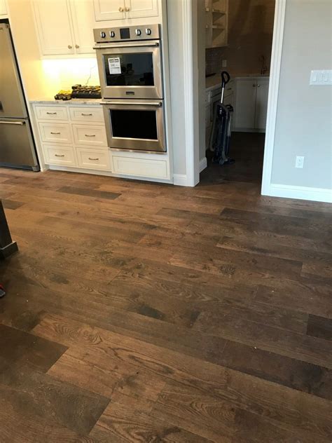 Maki | Hill - European White Oak - Real Wood Floors