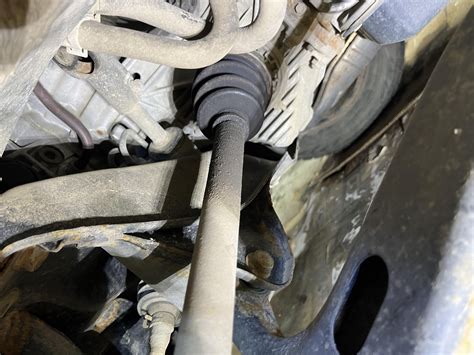 2009 outback cv boot : r/Subaru_Outback