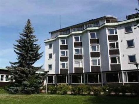 OSLO VANDRERHJEM HOLTEKILEN (Sandvika) - Hostel Reviews & Photos ...