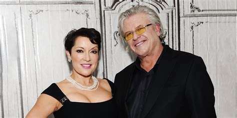 Ron White's Wife: The Comedian Has a Girlfriend & Has Been Married at ...