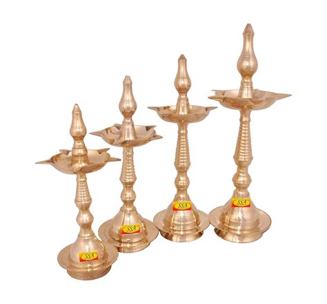 Shiv Shakti Arts Brass Kerala Diya Oil Lamp Stand for Home Décor Puja ...