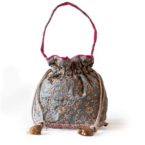 Mughal Muse Potli – GLAM GLINT