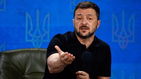 Ukraine: Volodymyr Zelenskyy says he will present plan to Biden to end ...