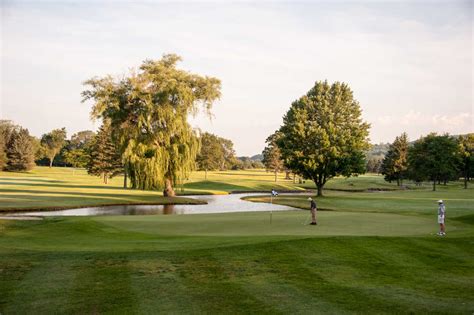 Seven Oaks Golf Club
