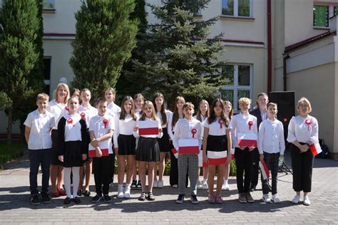 Szkoła Podstawowa nr 1 im. Stanisława Konarskiego w Kole