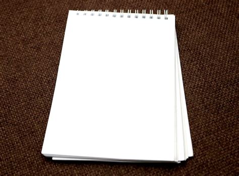 White Notebook 的图像结果