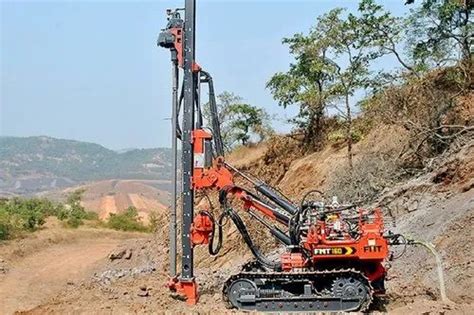Pneumatic and Hydraulic Crawler Drill - FMT 250 Crawler Drill Machine ...