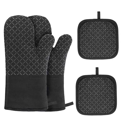 Sur La Table Oven Gloves