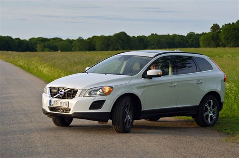 Review - 2011 Volvo XC60 T5 Review