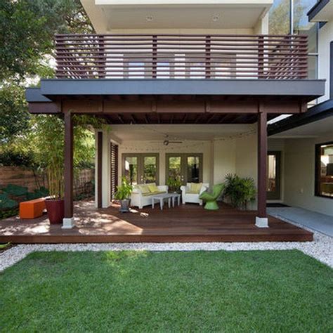 Second Floor Deck with Screened in Porch Design and Stairs - Decomagz ...