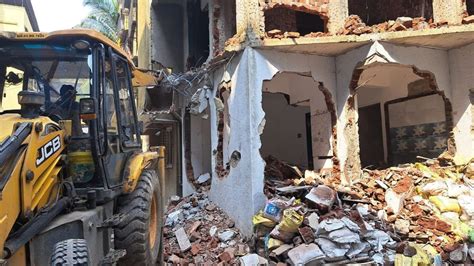 Navi Mumbai: NMMC Demolishes 2 Illegal Structures In Turbhe Ward