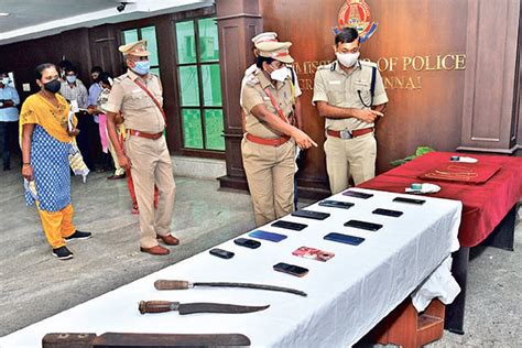 19 held for snatchings and robberies in police crackdown across city