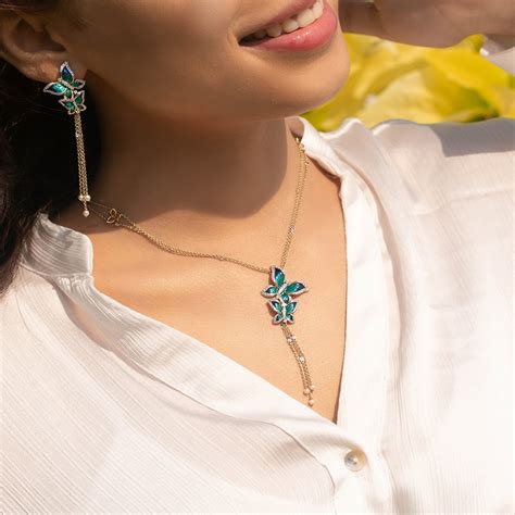 Exclusive List of Light Neck Chain Designs for the Brides of Today