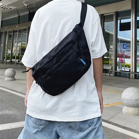 Large Capacity Waist Bag for Men and Women – CRAZE