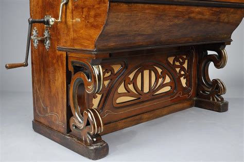 Important self-playing piano "La Victoire" stamped Blanche-Petit and ...