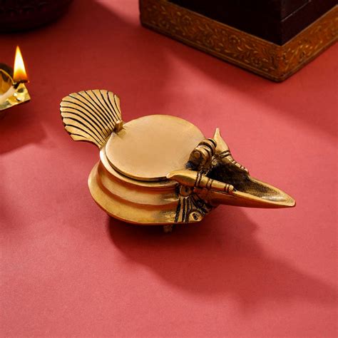 Brass Conch Diya (2 Inch) – Vedansh Craft