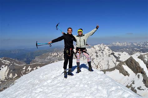 Climbing Mont Perdu in the Pyrenees. 3-day trip. AEGM guide