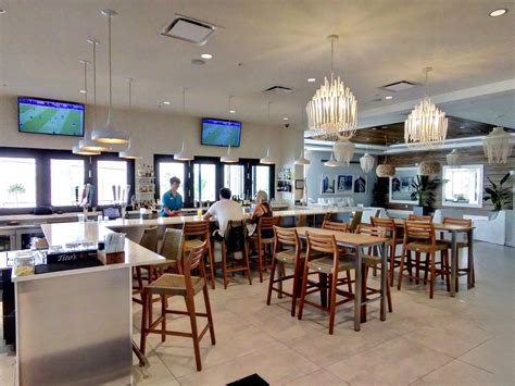 Dining - Dunes of Naples Rentals