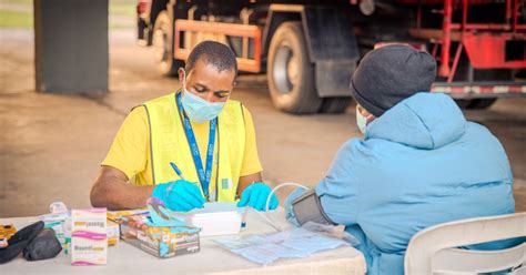 La OIM aumenta el apoyo para contener la amenaza de la Mpox en África ...