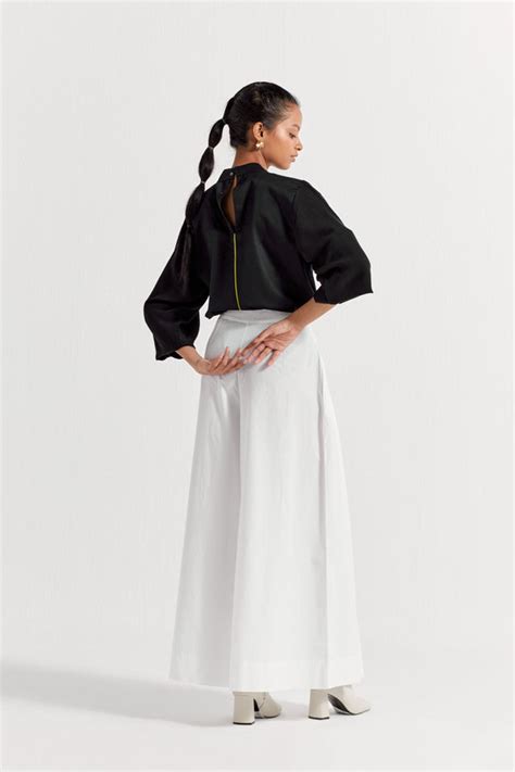 Three - Inverted Box Pleat Bottom - Elahe