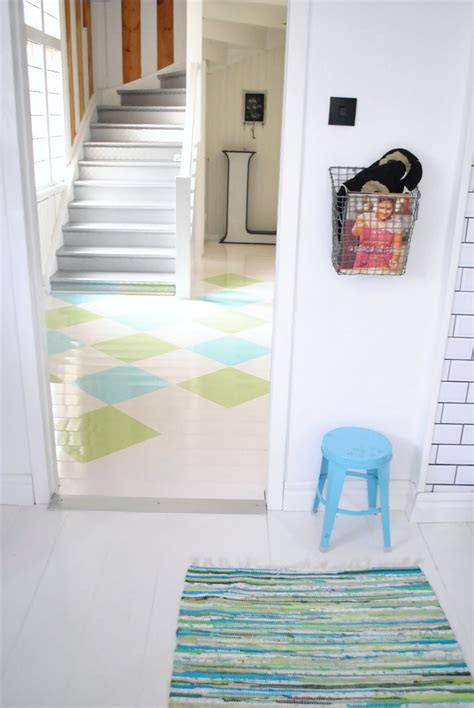Floor Painting: A Guide to the Whats and Hows of Painting Your Floor