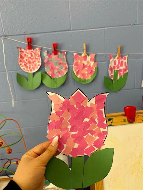 preschool spring tulip craft 🌷🌷 | Preschool crafts, Spring crafts ...