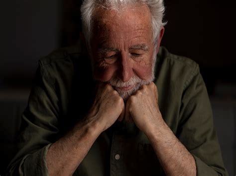 Do Older Adults Suffer From Depression? 5 Signs You Should Take Note Of ...