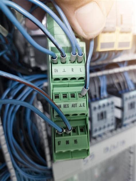 Electrical Components 的图像结果