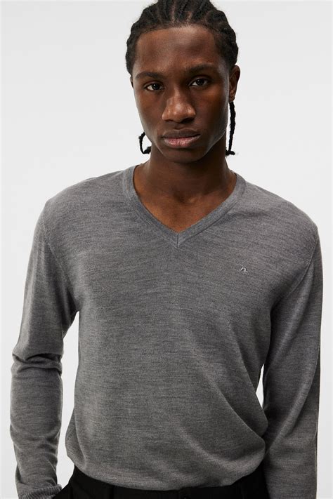Lymann Merino V-neck Sweater / Grey Melange – J.Lindeberg