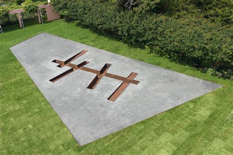 Michael Heizer | Gagosian