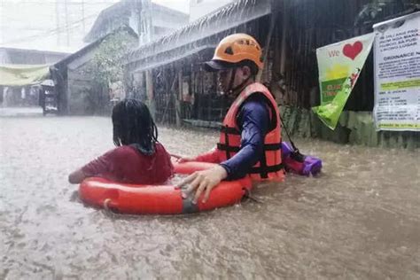 Typhoon Rai in Philippines, floods in Malaysia leave over 400 dead; see ...
