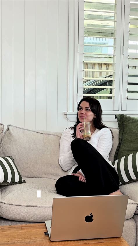 Ben & Jas (@ben_and_jas) - Urlebird